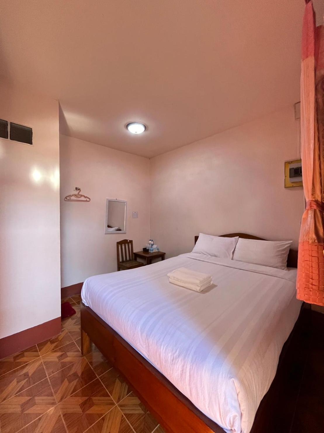 Hotel Happy In Pai Esterno foto
