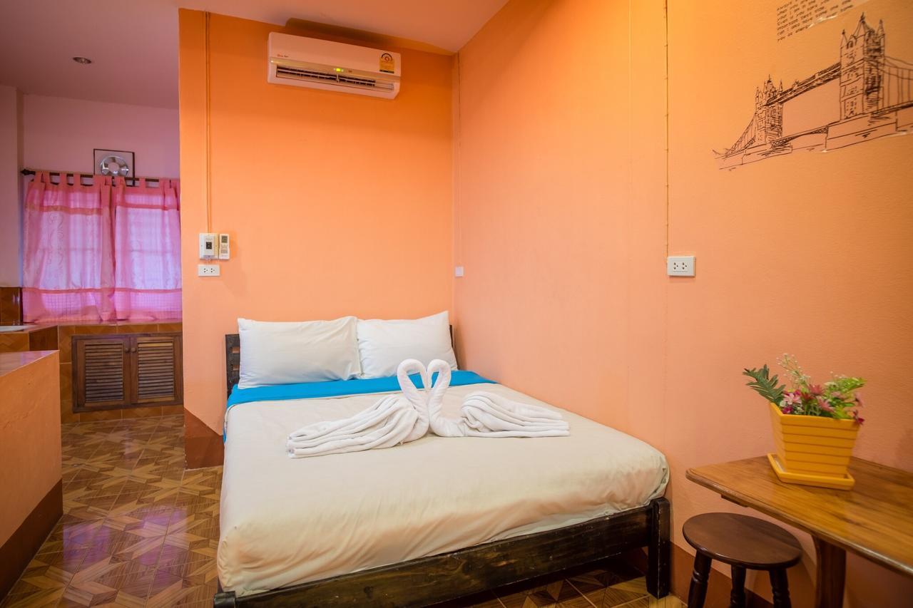 Hotel Happy In Pai Esterno foto