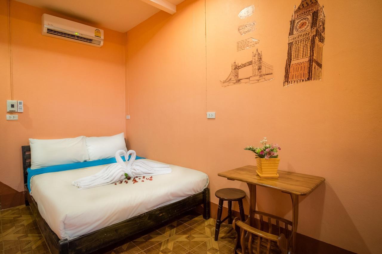 Hotel Happy In Pai Esterno foto