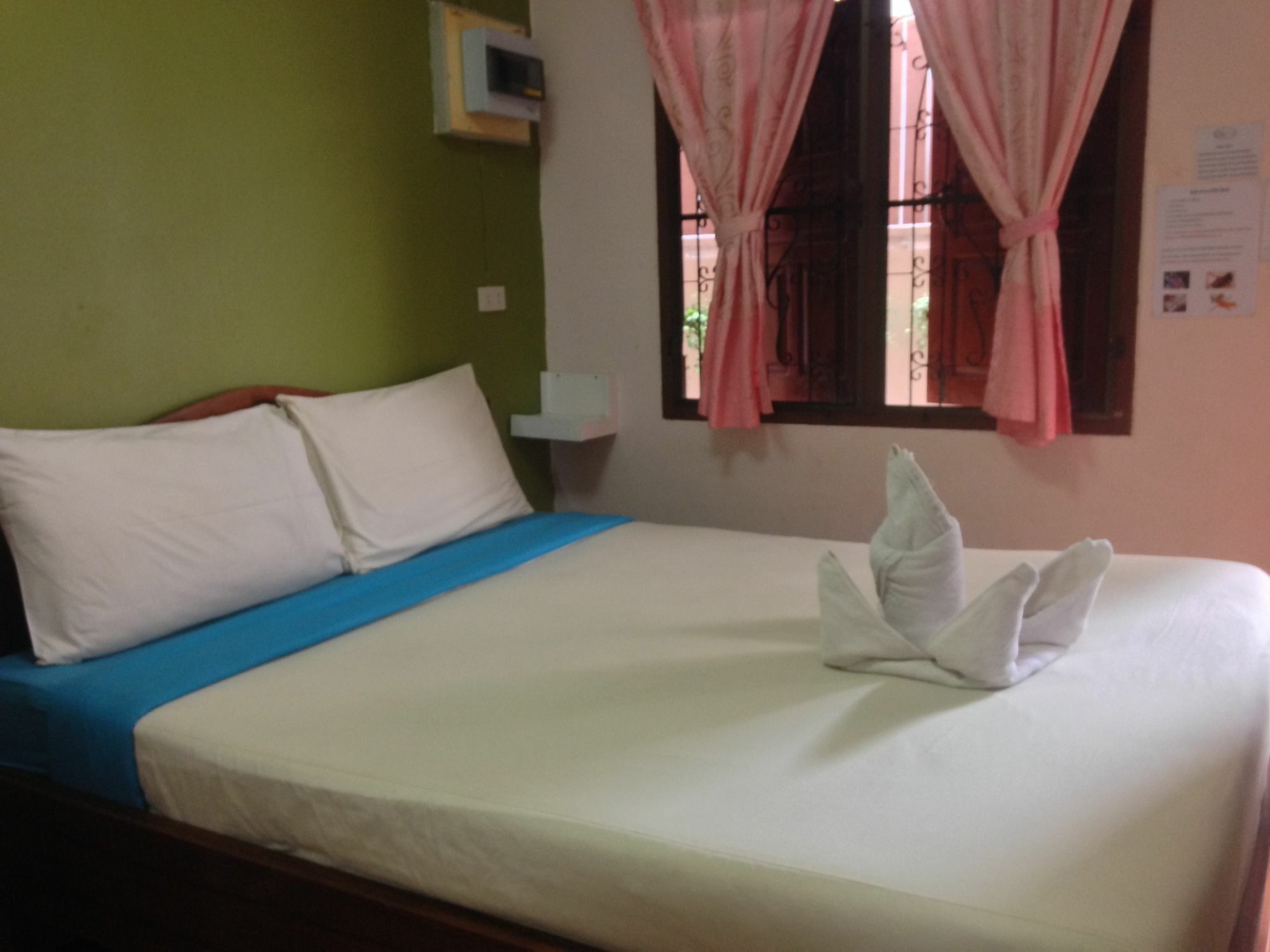 Hotel Happy In Pai Esterno foto