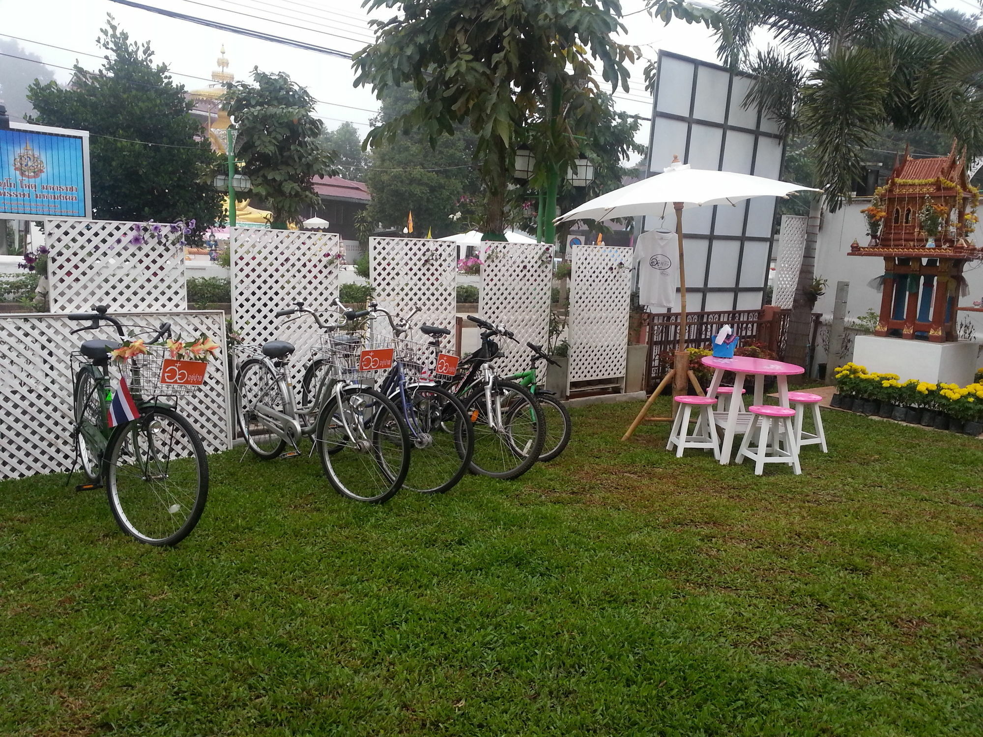 Hotel Happy In Pai Esterno foto